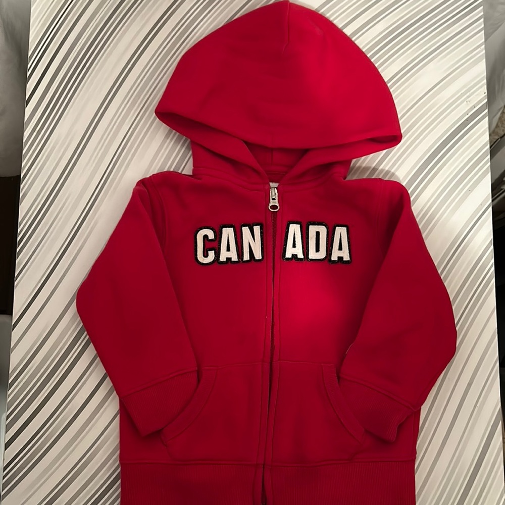 Hudson’s bay Canada sweater